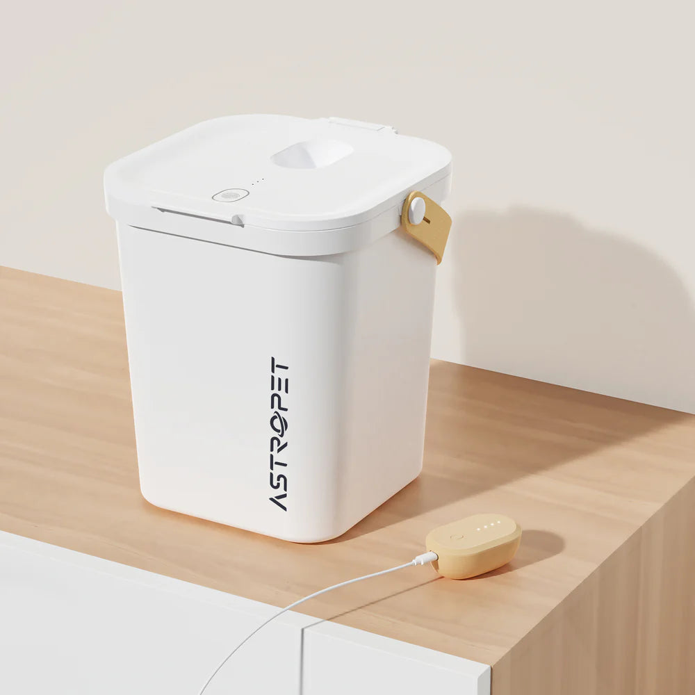 Vega - 13 L vacuum food storage container
